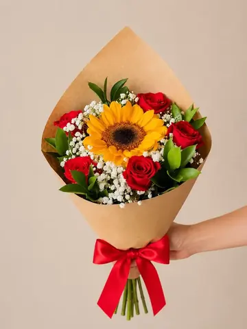 Buquê de 5 rosas colombianas com 1 girassol